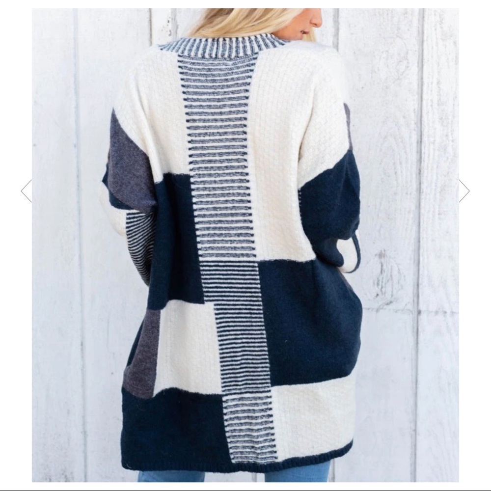 Boho Chic Color Block Knit Gorgeous Cardigan - Picture 5 of 5